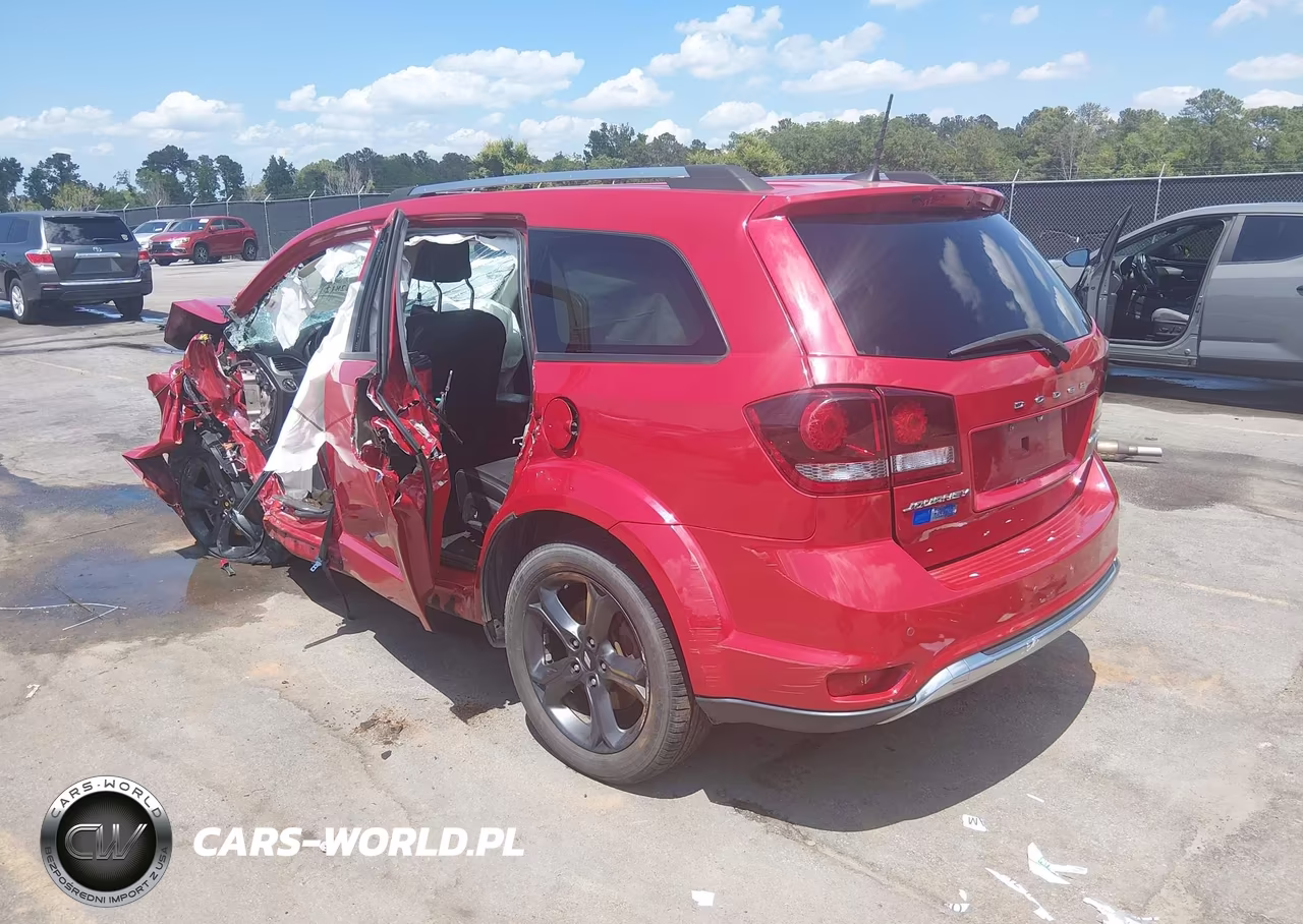 2020 Dodge Journey Crossroad VIN:3C4PDCGB2LT188586 - 3