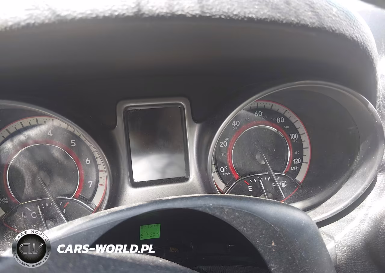 2020 Dodge Journey Crossroad VIN:3C4PDCGB2LT188586 - 7