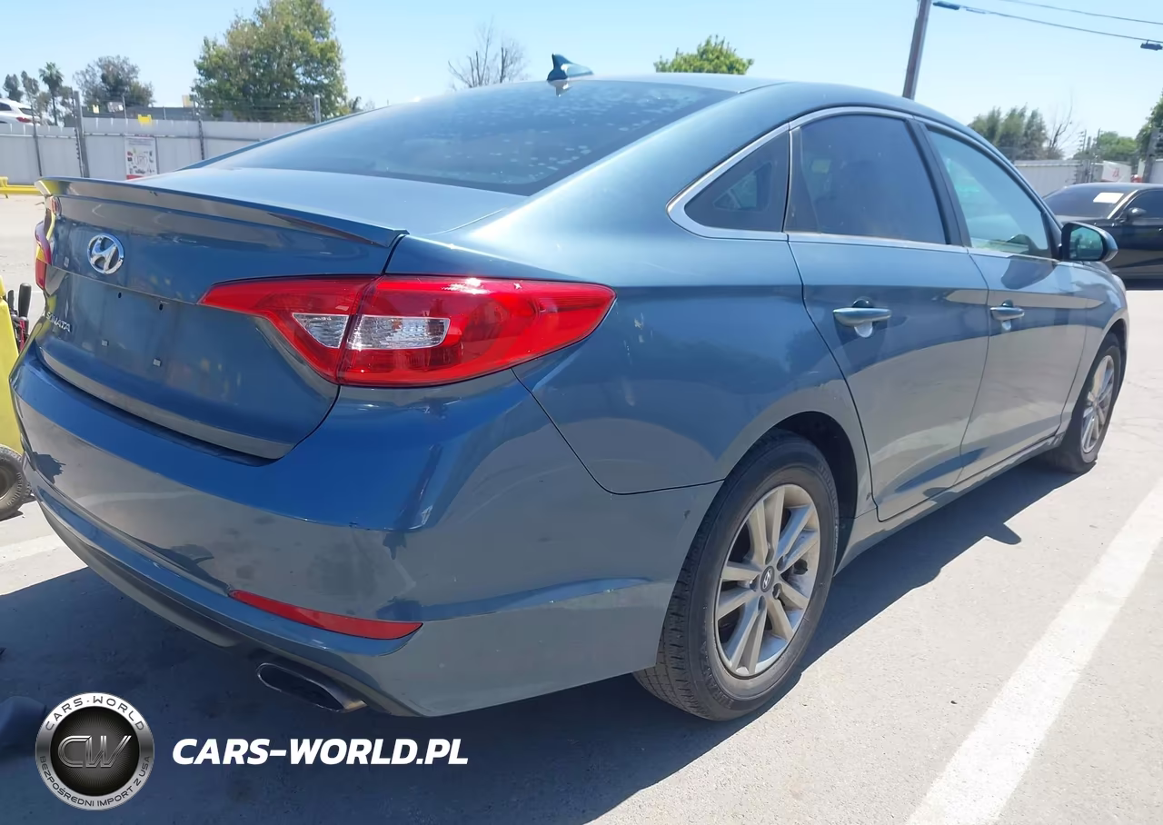 2015 Hyundai Sonata Se VIN:5NPE24AF9FH232022 - 4