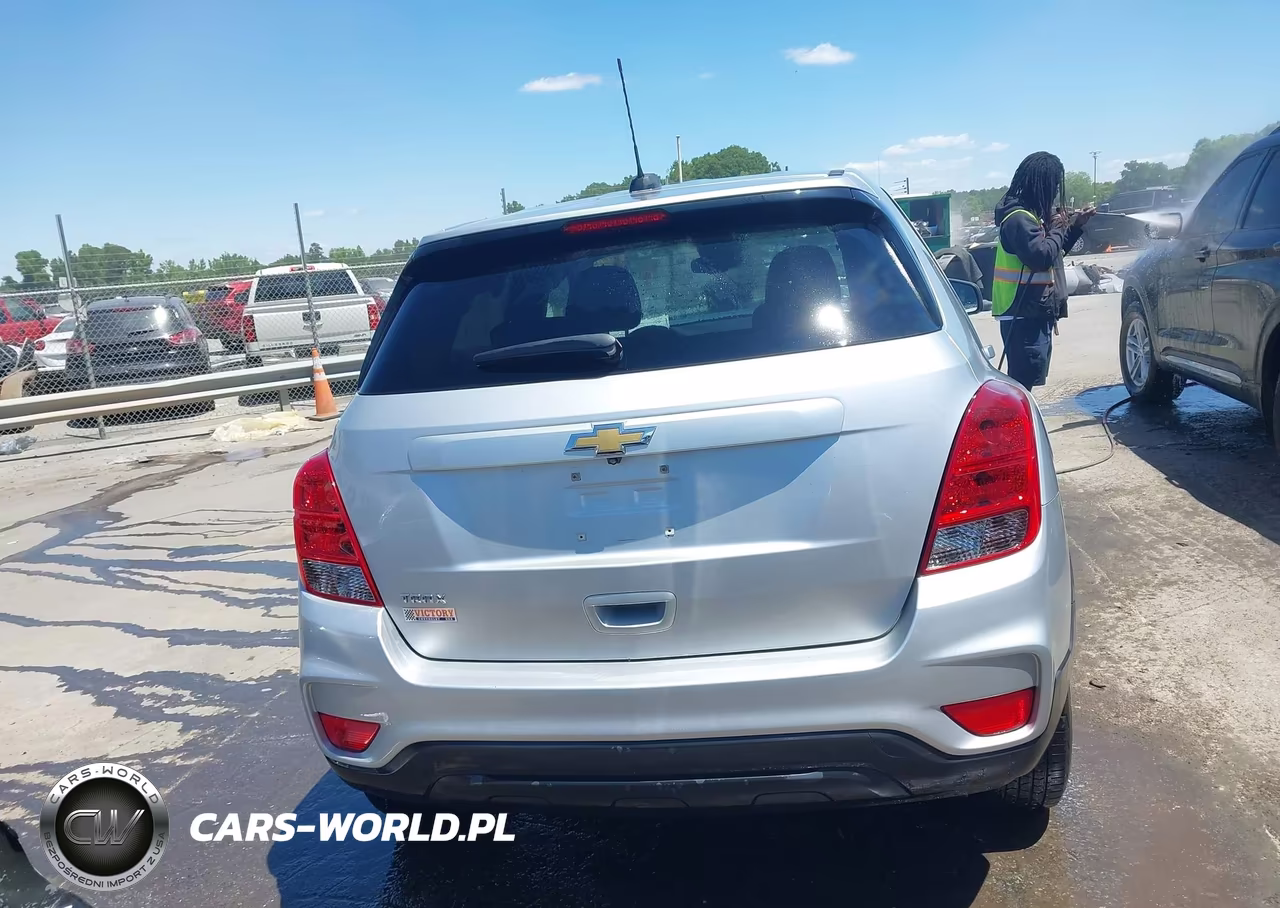 2020 Chevrolet Trax Fwd Ls VIN:KL7CJKSB0LB328688 - 17