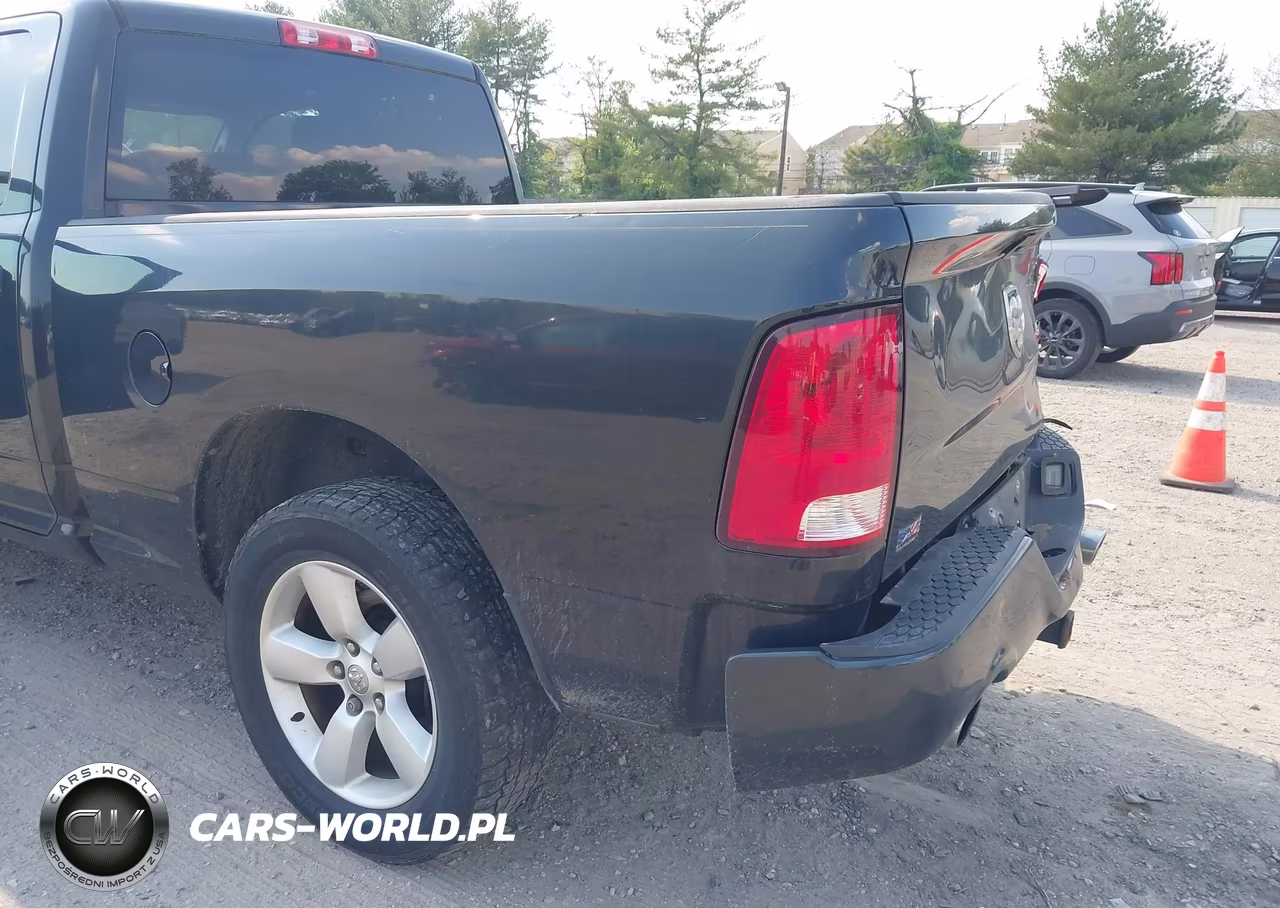 2015 Ram 1500 Express VIN:1C6RR7FT8FS679477 - 6