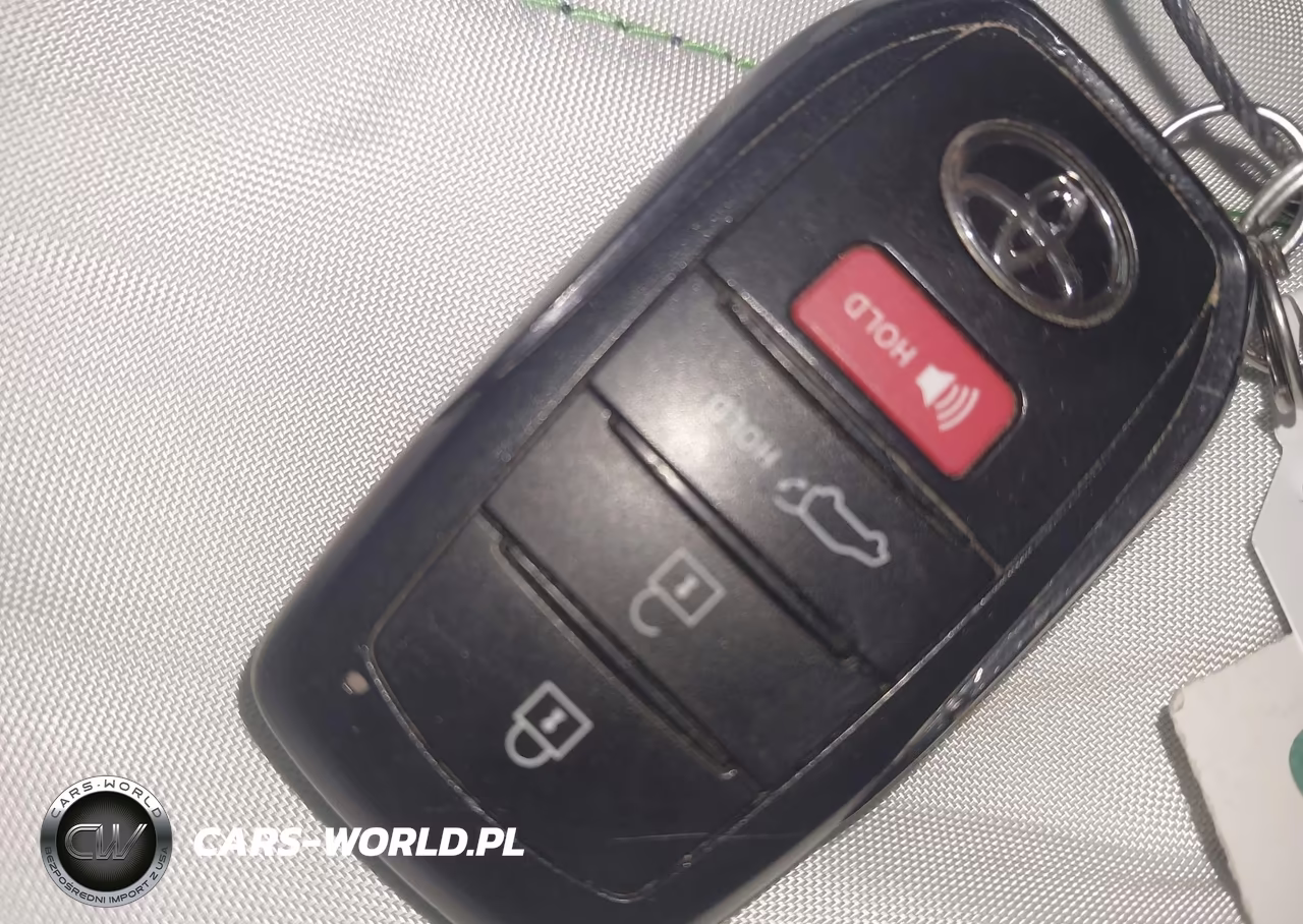 2024 Toyota Grand Highlander Xle VIN:5TDAAAA5XRS017979 - 11