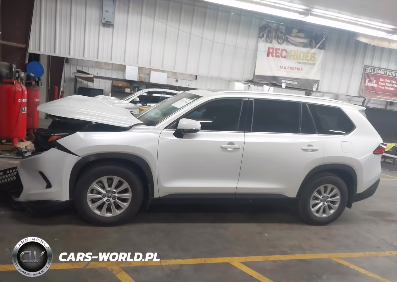 2024 Toyota Grand Highlander Xle VIN:5TDAAAA5XRS017979 - 14