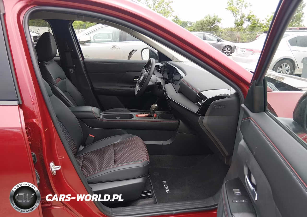 2026 Nissan Kicks Sr VIN:3N8AP6DBXTL323482 - 5