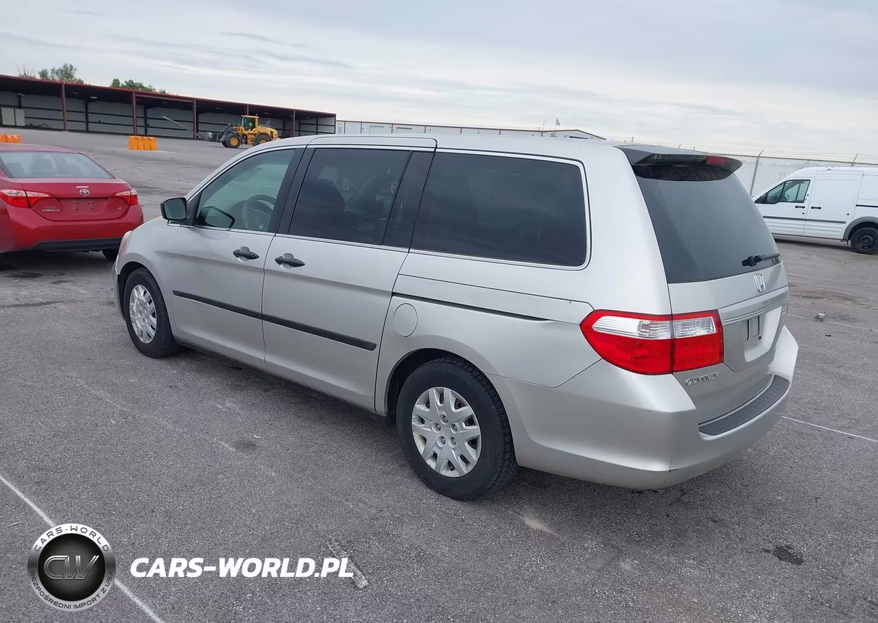 2007 Honda Odyssey Lx VIN:5FNRL38247B142921 - 3