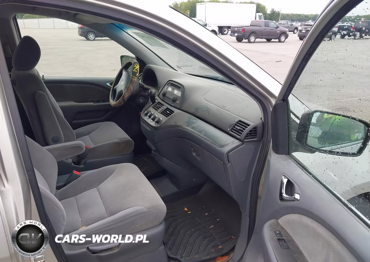2007 Honda Odyssey Lx VIN:5FNRL38247B142921 - 5
