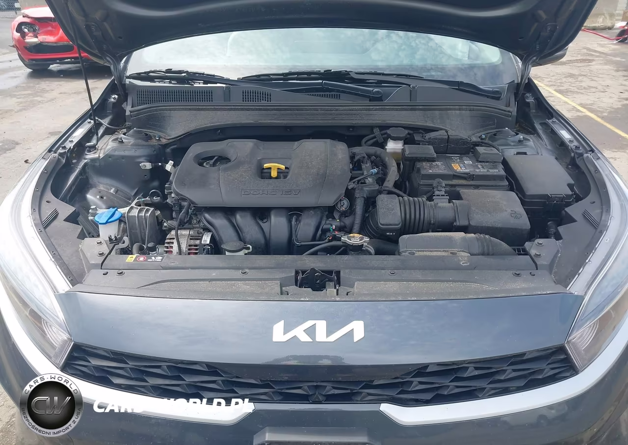 2023 Kia Forte Lxs VIN:3KPF24AD7PE678260 - 10