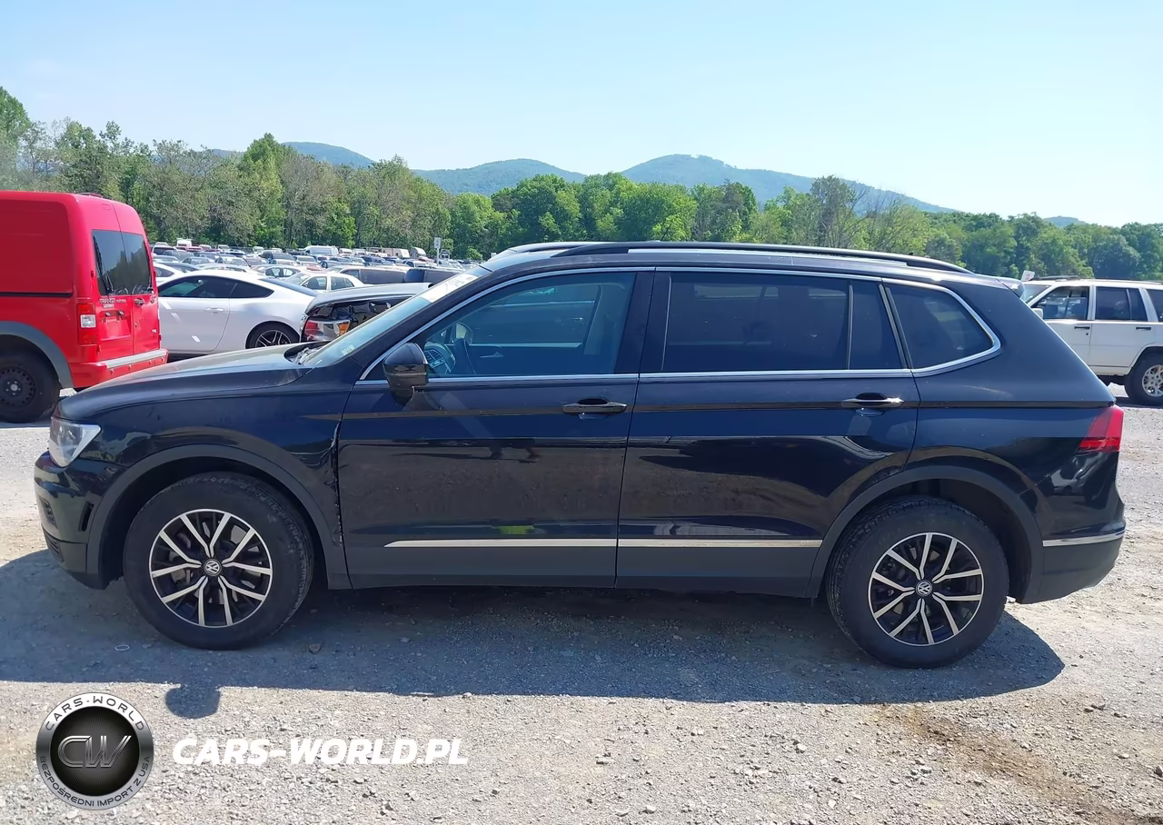 2021 Volkswagen Tiguan 2.0T Se-2.0T Se R-Line Black-2.0T Sel VIN:3VV2B7AX2MM130261 - 14
