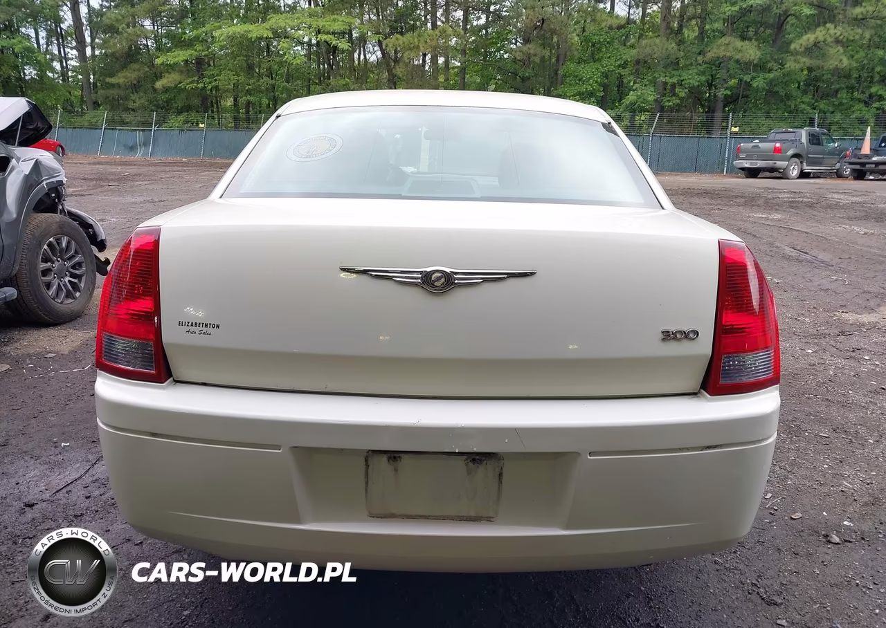 2007 Chrysler 300 VIN:2C3KA43R97H773471 - 17