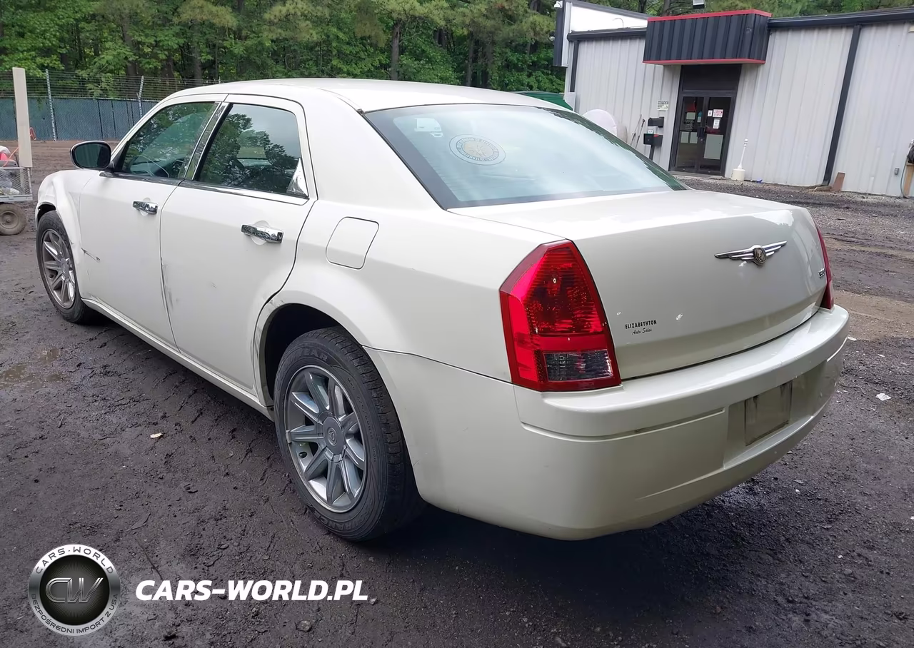 2007 Chrysler 300 VIN:2C3KA43R97H773471 - 3