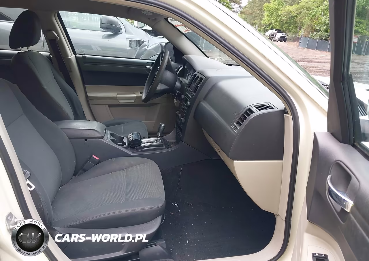 2007 Chrysler 300 VIN:2C3KA43R97H773471 - 5
