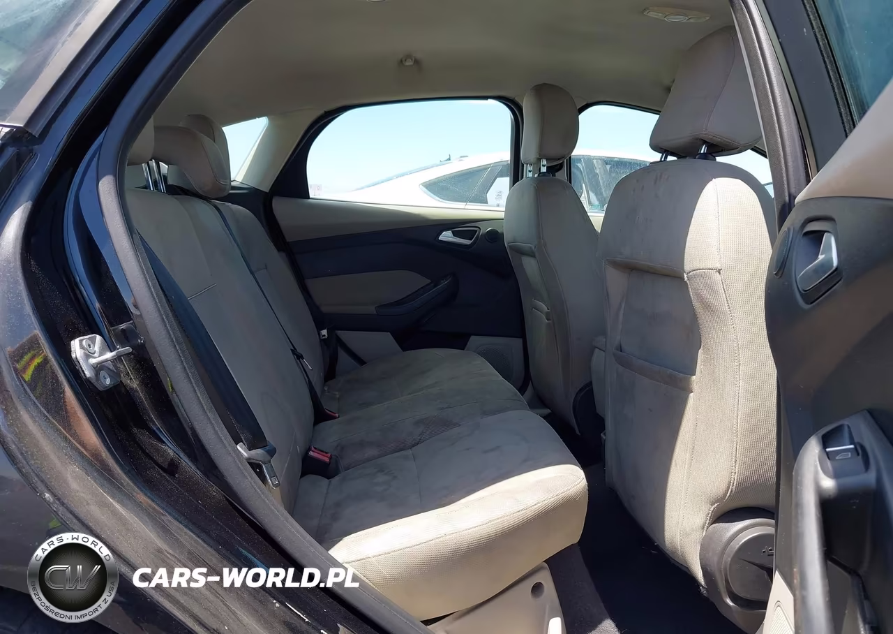 2015 Ford Focus Electric VIN:1FADP3R47FL275351 - 8