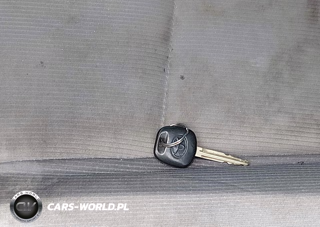 2016 Toyota Corolla L VIN:5YFBURHE9GP390114 - 11