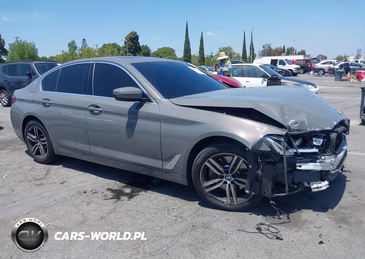2021 BMW 530I