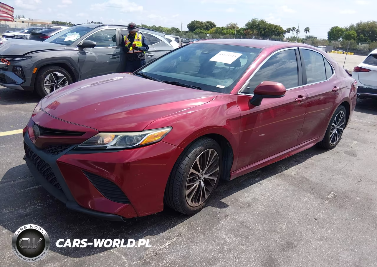2018 Toyota Camry Se VIN:4T1B11HK9JU651036 - 2