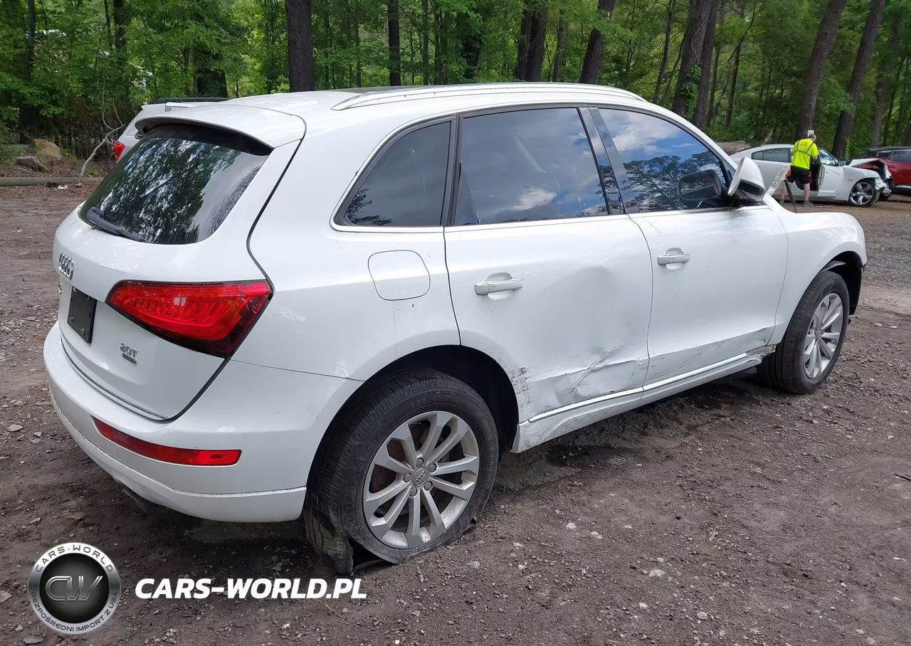 2015 Audi Q5 2.0T Premium VIN:WA1CFAFP6FA129962 - 4
