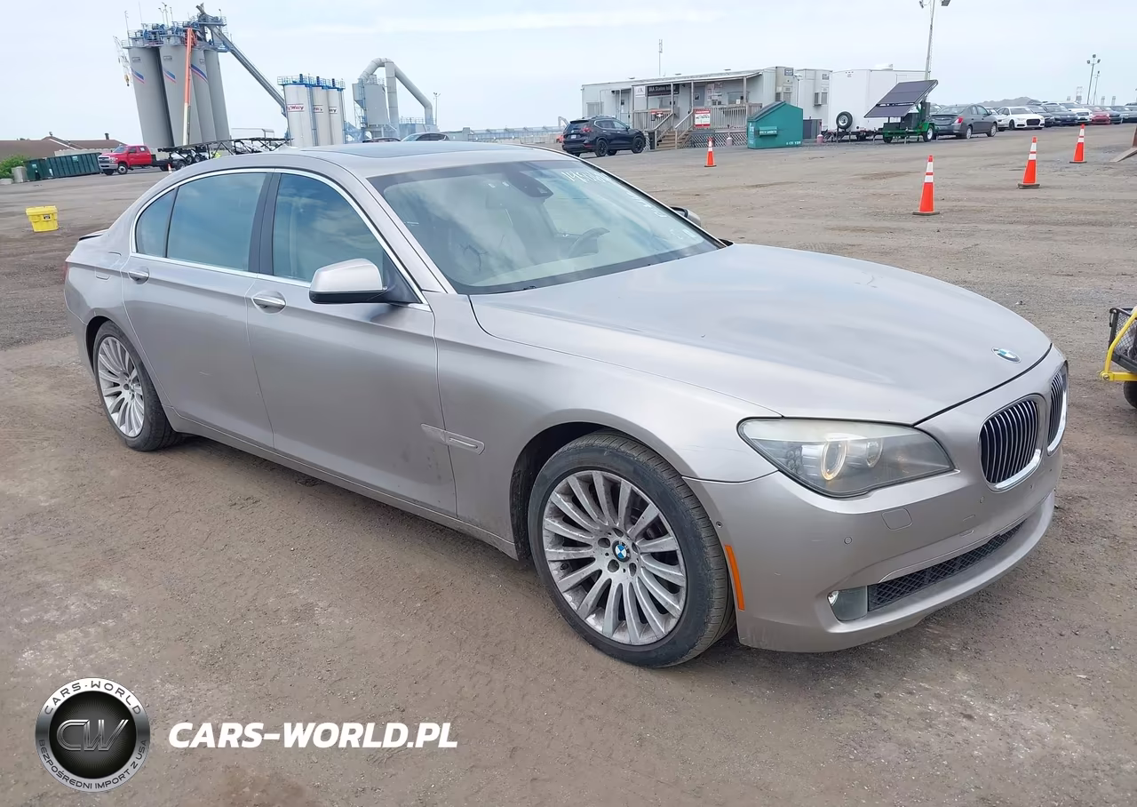 2012 BMW 750Li