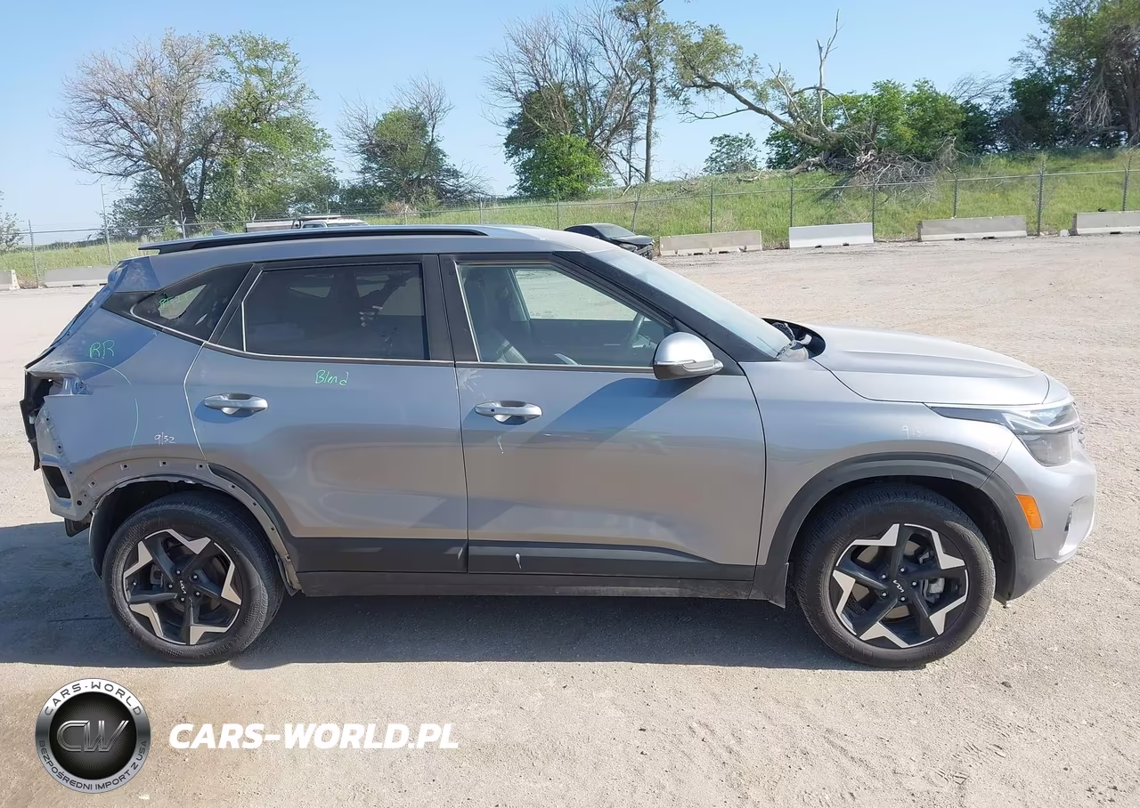 2025 Kia Seltos S VIN:KNDEUCAA1S7707329 - 14