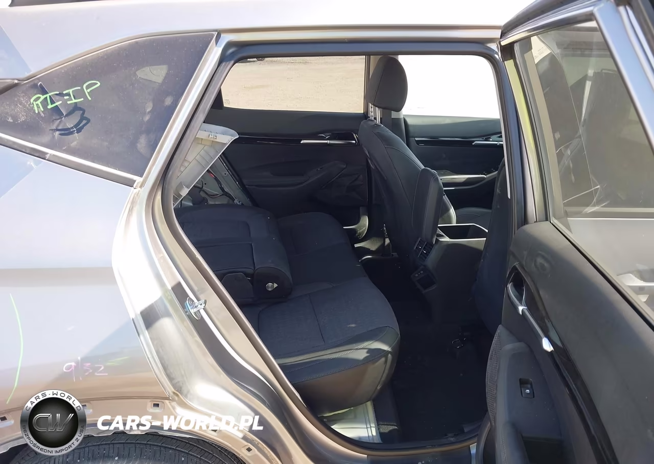 2025 Kia Seltos S VIN:KNDEUCAA1S7707329 - 8
