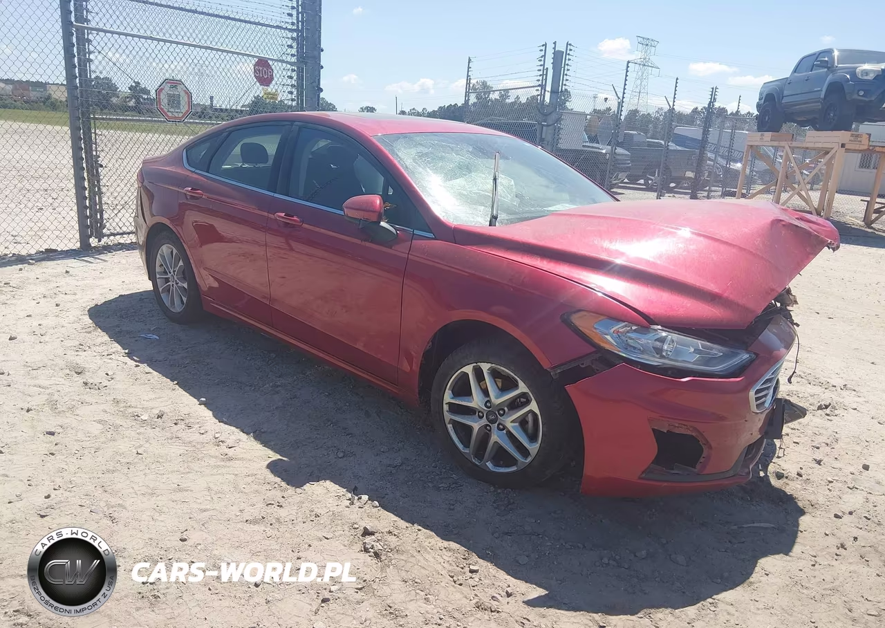 2020 Ford Fusion Se – zdjęcie 1 z 17