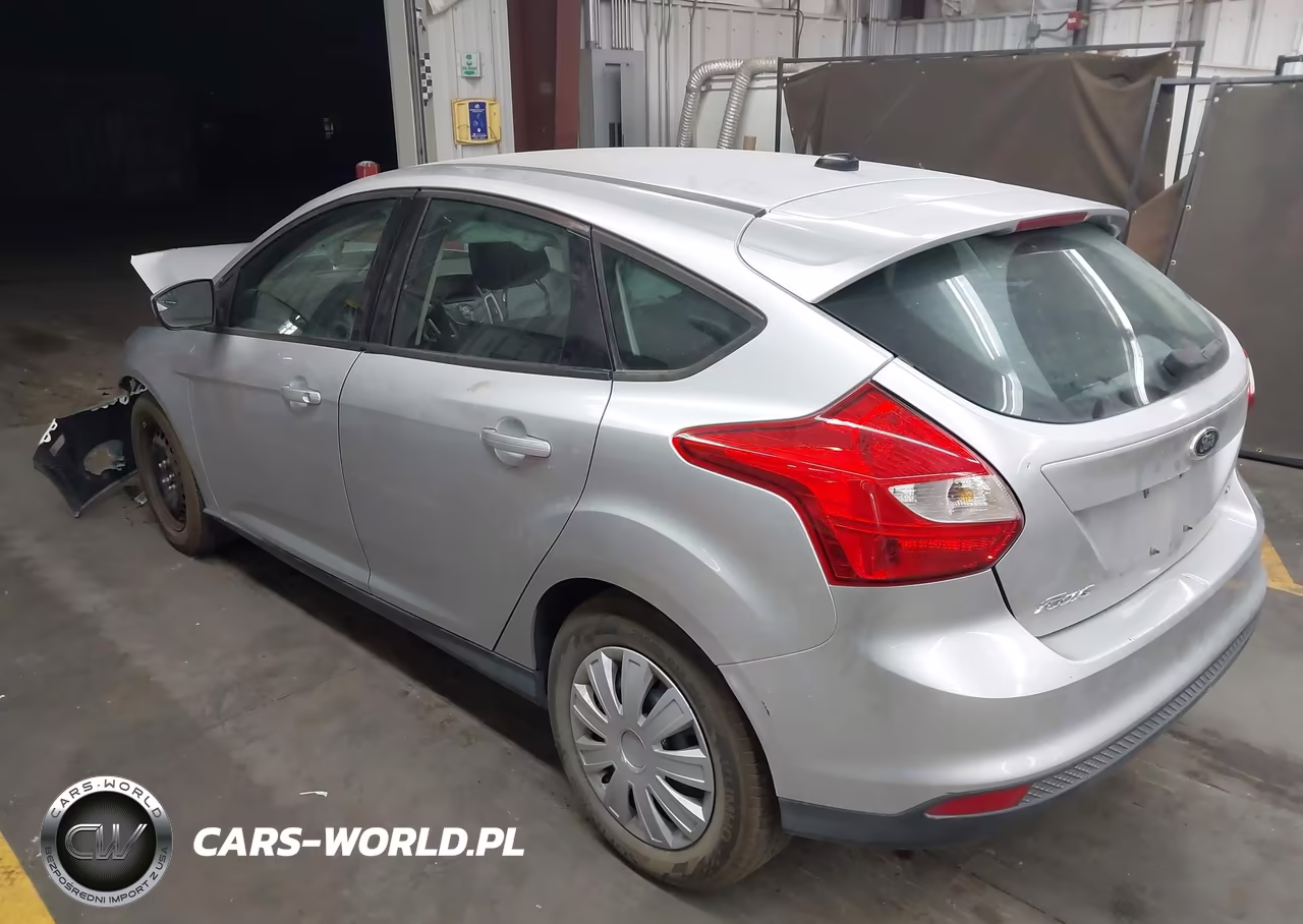 2012 Ford Focus Se VIN:1FAHP3K2XCL237022 - 3