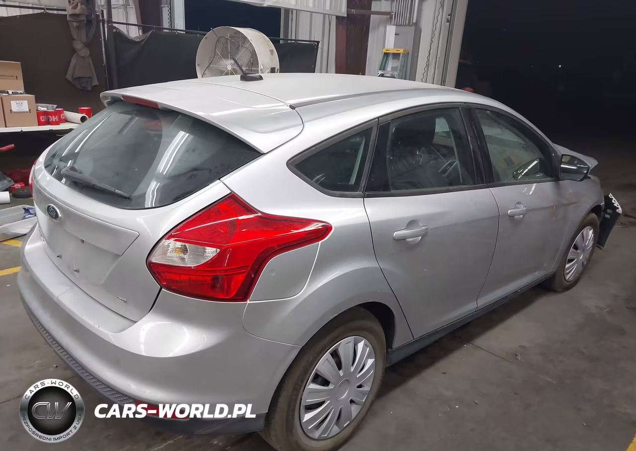 2012 Ford Focus Se VIN:1FAHP3K2XCL237022 - 4