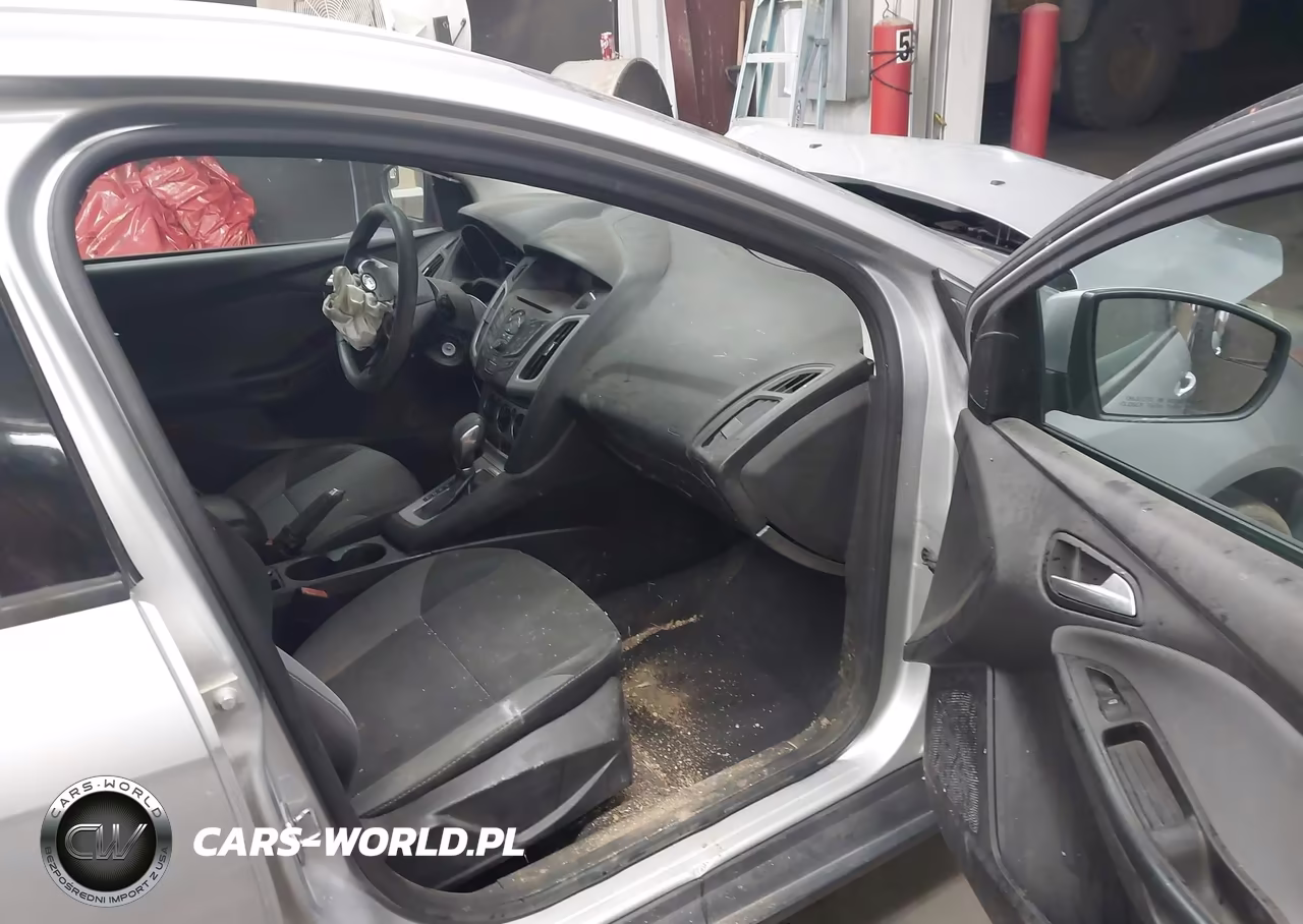 2012 Ford Focus Se VIN:1FAHP3K2XCL237022 - 5