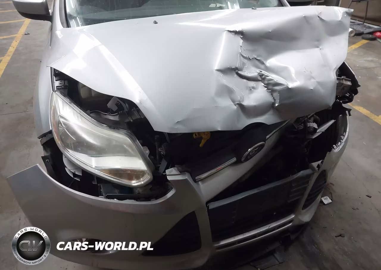 2012 Ford Focus Se VIN:1FAHP3K2XCL237022 - 6