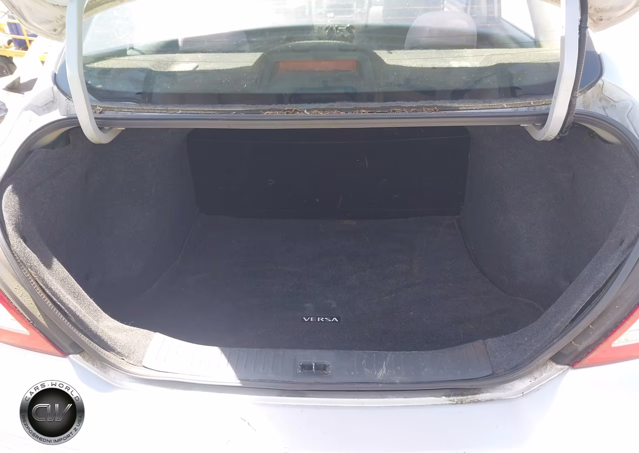 2010 Nissan Versa 1.6 VIN:3N1CC1AP9AL418151 - 17