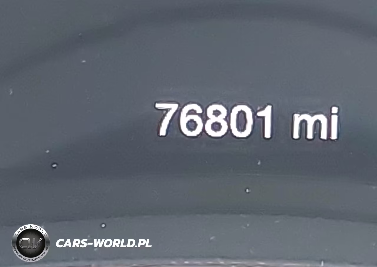 2018 Jeep Grand Cherokee Altitude 4X4 VIN:1C4RJFAG5JC410439 - 14