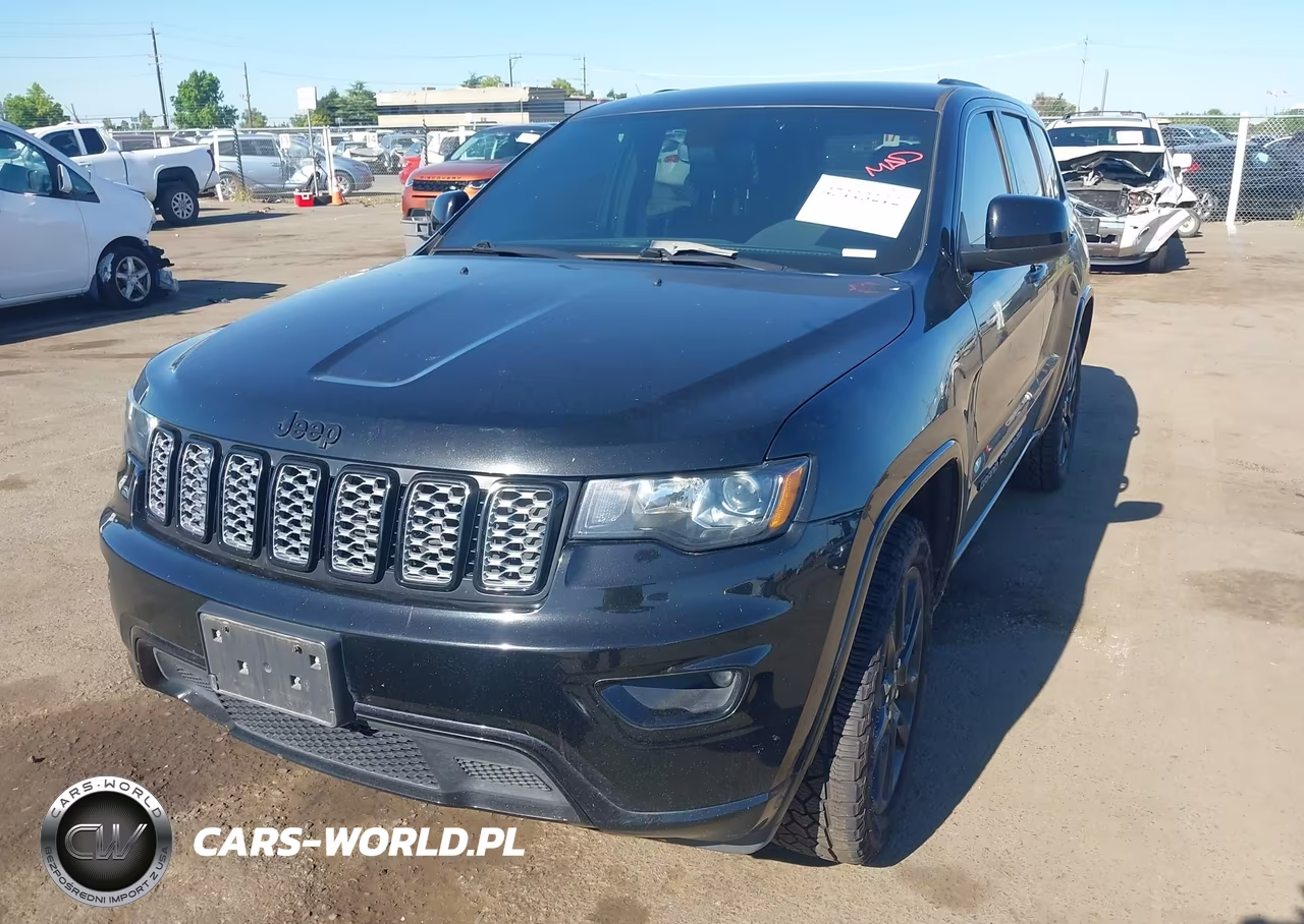 2018 Jeep Grand Cherokee Altitude 4X4 VIN:1C4RJFAG5JC410439 - 2