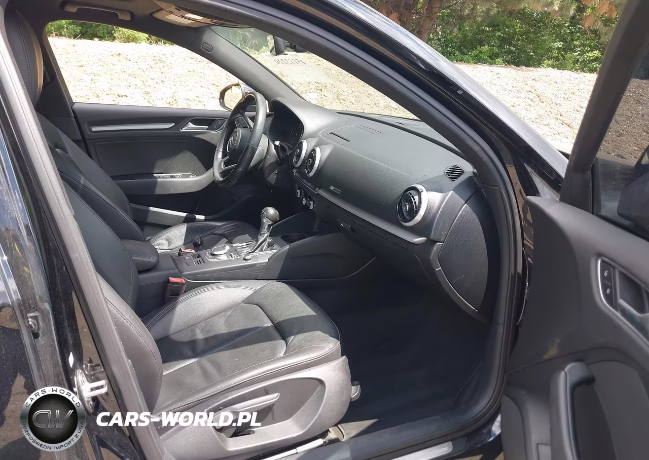 2018 Audi A3 2.0T Premium-2.0T Tech Premium VIN:WAUAUGFF0J1059913 - 5