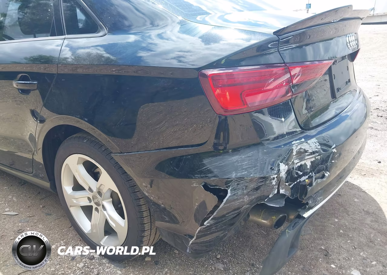 2018 Audi A3 2.0T Premium-2.0T Tech Premium VIN:WAUAUGFF0J1059913 - 6