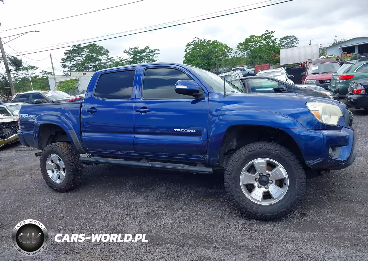 2015 Toyota Tacoma Base V6-Trd Pro VIN:5TFLU4EN4FX131686 - 13