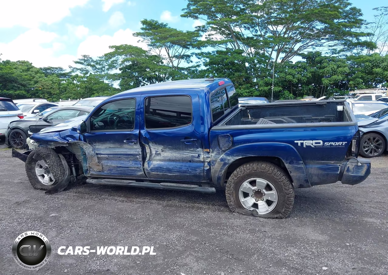 2015 Toyota Tacoma Base V6-Trd Pro VIN:5TFLU4EN4FX131686 - 14