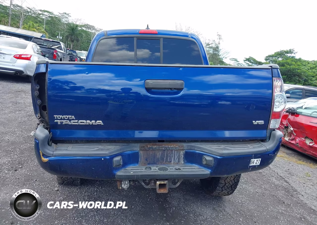2015 Toyota Tacoma Base V6-Trd Pro VIN:5TFLU4EN4FX131686 - 16
