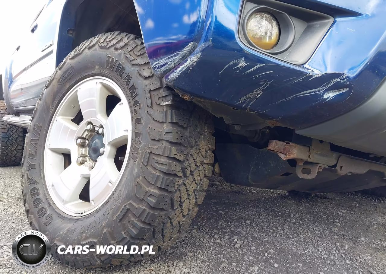 2015 Toyota Tacoma Base V6-Trd Pro VIN:5TFLU4EN4FX131686 - 18
