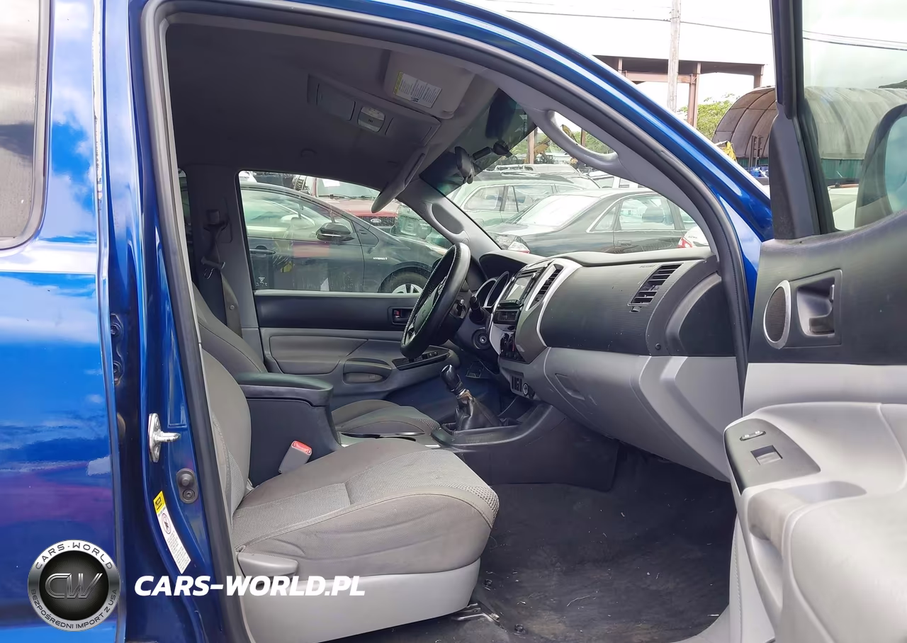 2015 Toyota Tacoma Base V6-Trd Pro VIN:5TFLU4EN4FX131686 - 5