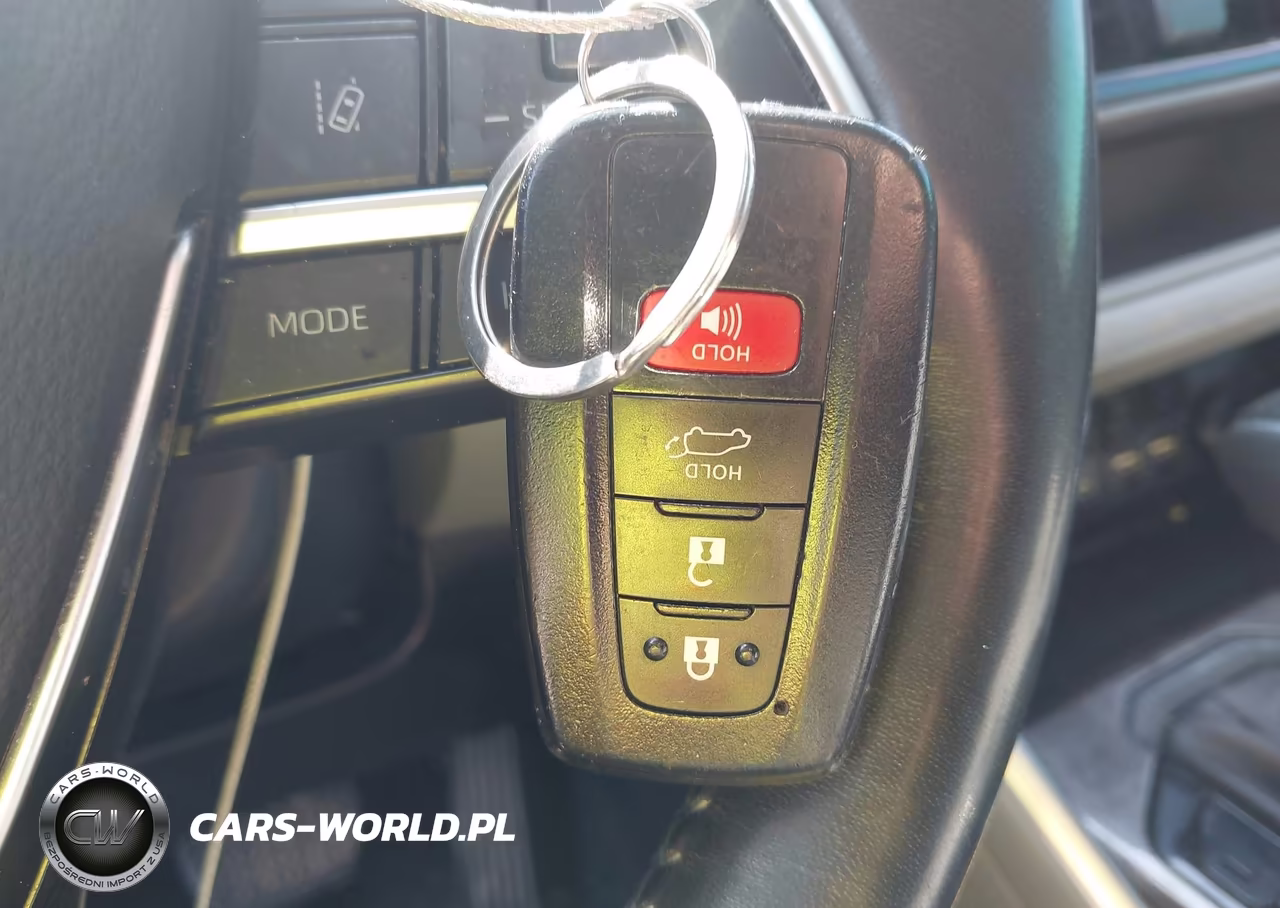 2020 Toyota Highlander Limited VIN:5TDDZRBH1LS045531 - 11