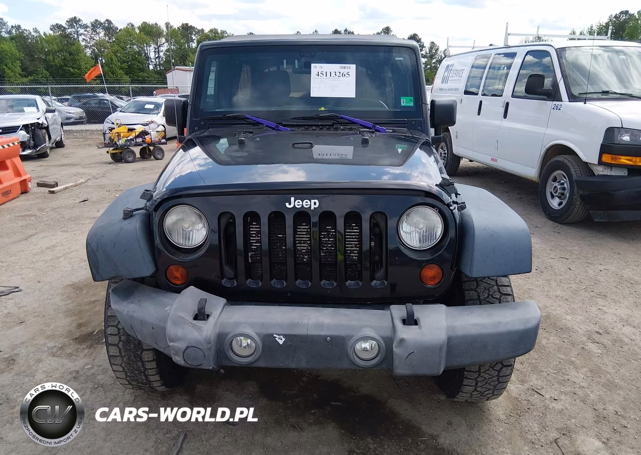 2013 Jeep Wrangler Unlimited Sport VIN:1C4HJWDG4DL500192 - 12