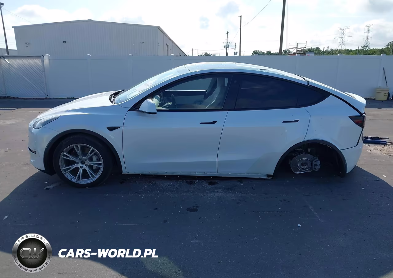 2021 Tesla Model Y Long Range Dual Motor All-Wheel Drive VIN:5YJYGDEE7MF179378 - 15