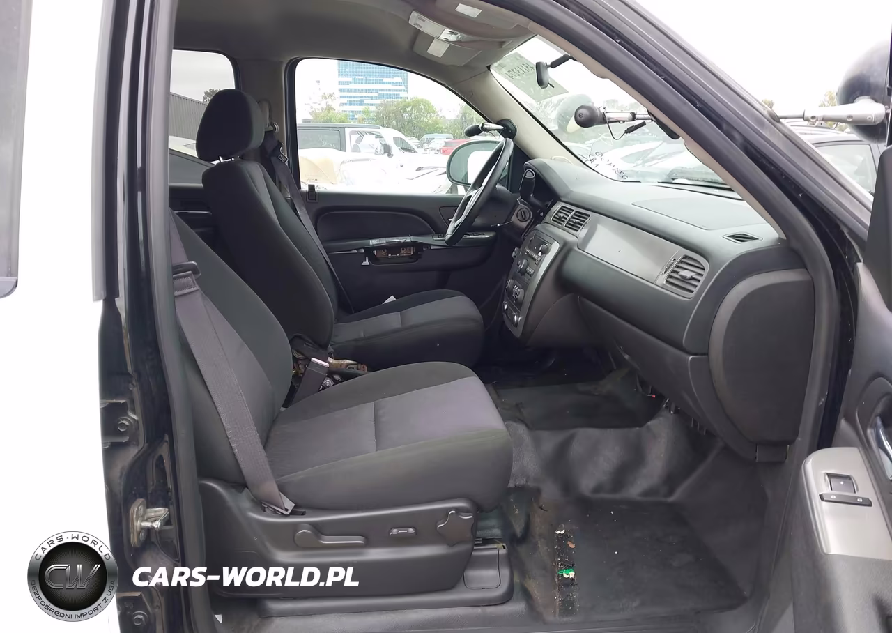 2013 Chevrolet Tahoe Commercial Fleet VIN:1GNLC2E07DR254659 - 5