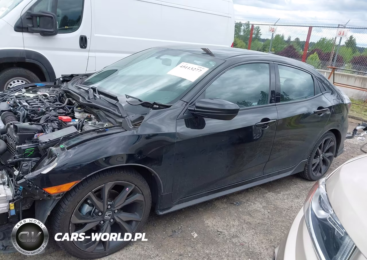 2018 Honda Civic Sport VIN:SHHFK7H4XJU416708 - 15