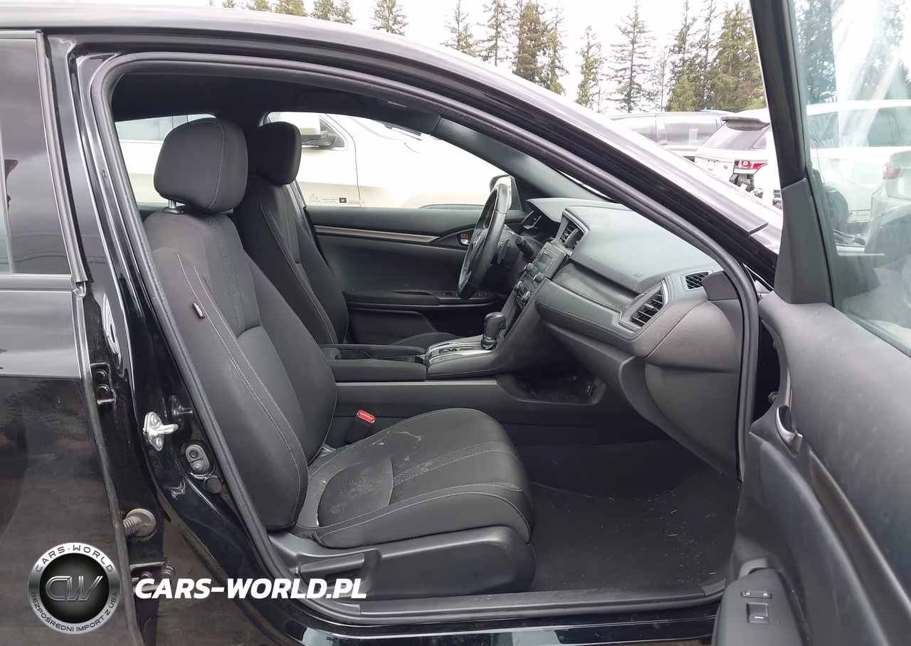 2018 Honda Civic Sport VIN:SHHFK7H4XJU416708 - 5