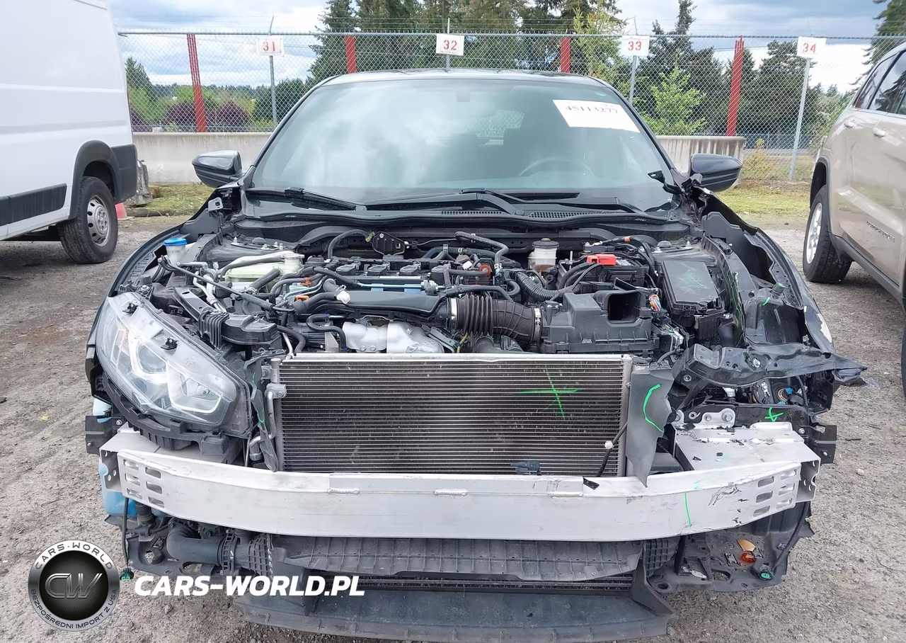 2018 Honda Civic Sport VIN:SHHFK7H4XJU416708 - 6