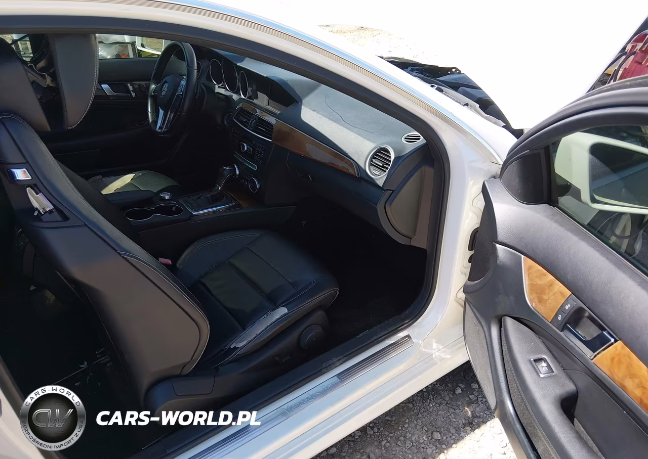 2012 Mercedes-Benz C 250 VIN:WDDGJ4HB8CF744932 - 5