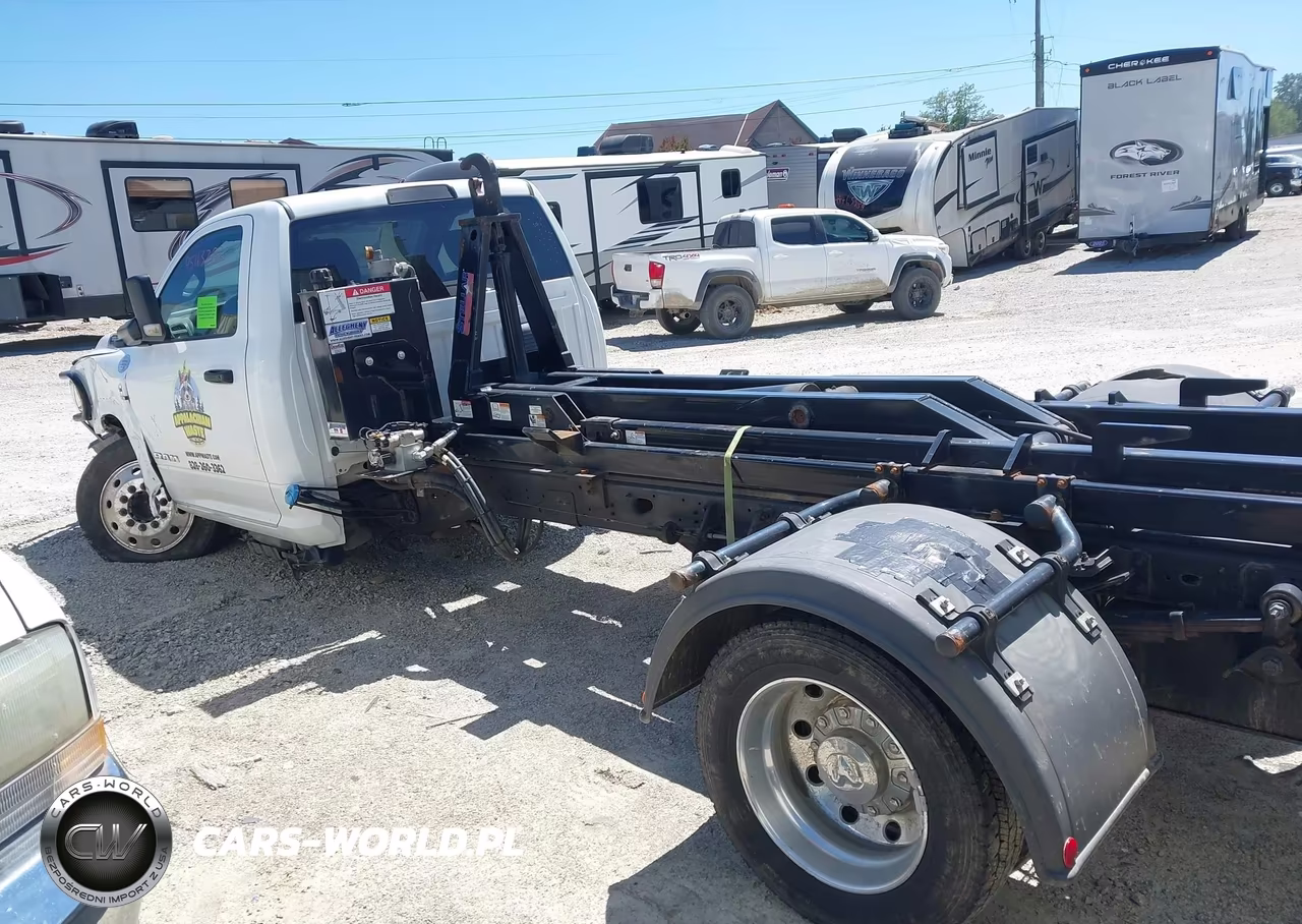 2022 Ram 5500 Chassis Tradesman-Slt VIN:3C7WRNCL9NG373952 - 3