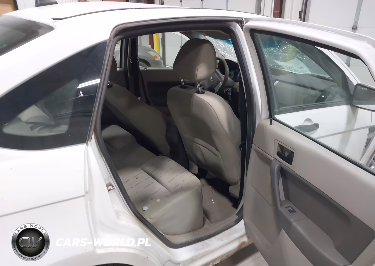 2008 Ford Focus Se-Ses VIN:1FAHP35N28W226785 - 8