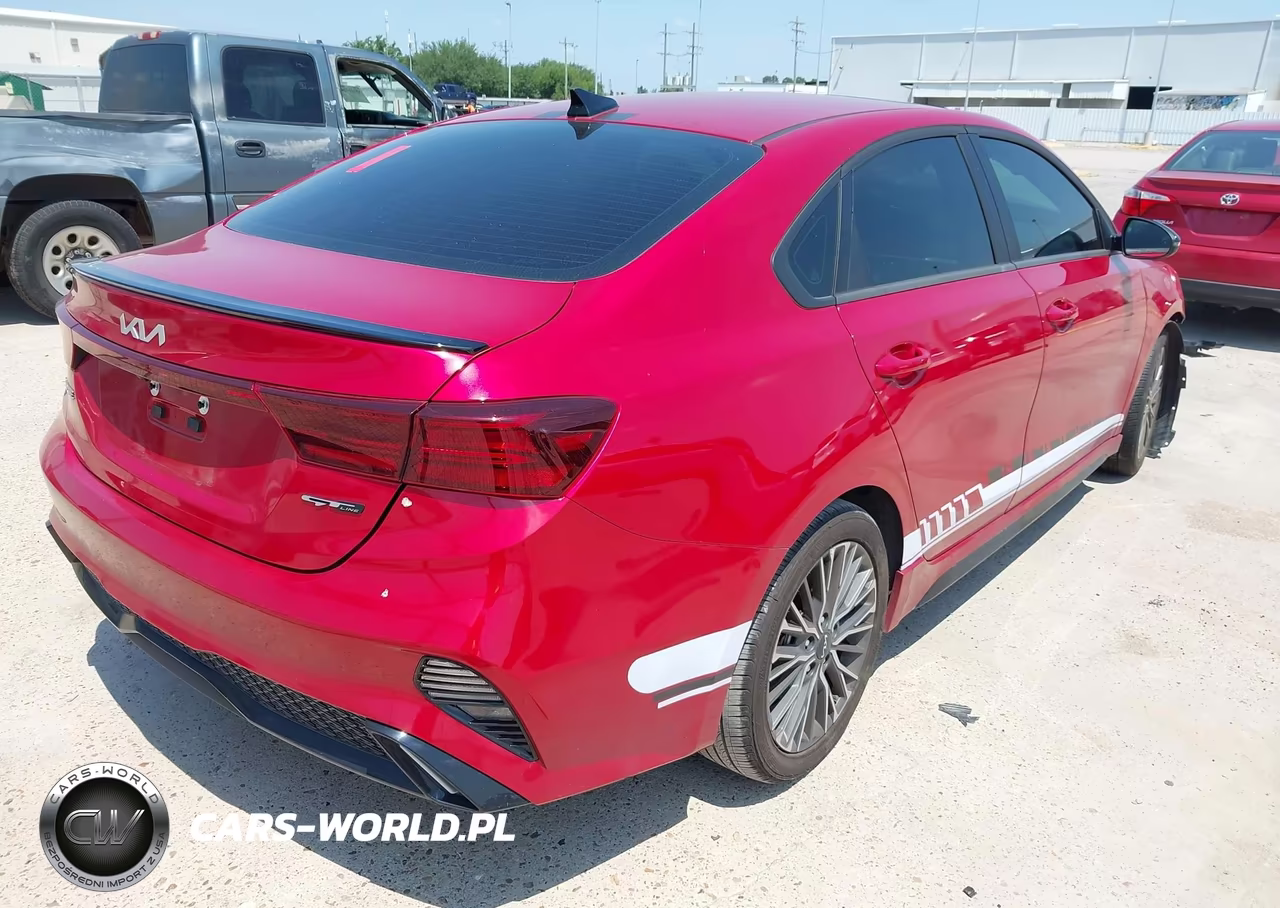 2024 Kia Forte Gt-Line VIN:3KPF54AD8RE777342 - 4