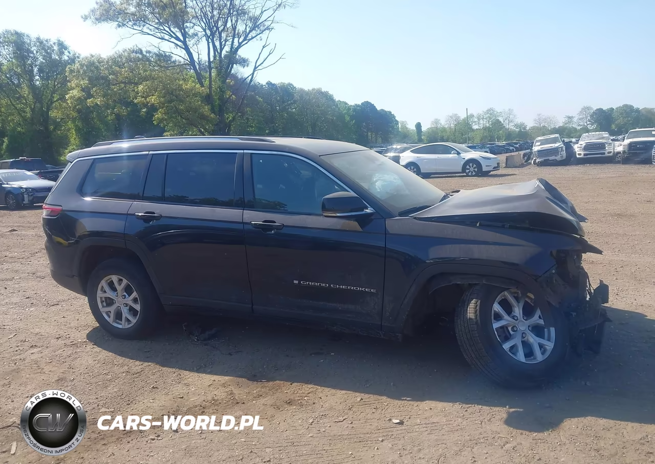 2023 Jeep Grand Cherokee L Limited 4X4 VIN:1C4RJKBG0P8753937 - 13